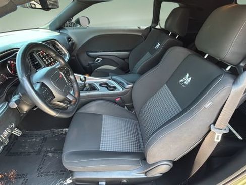 Used 2022 Dodge Challenger R/T Scat Pack RWD image 17