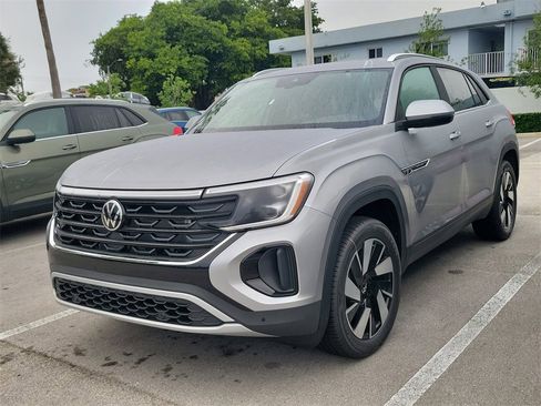 New 2026 Volkswagen Atlas Cross Sport SE image 3