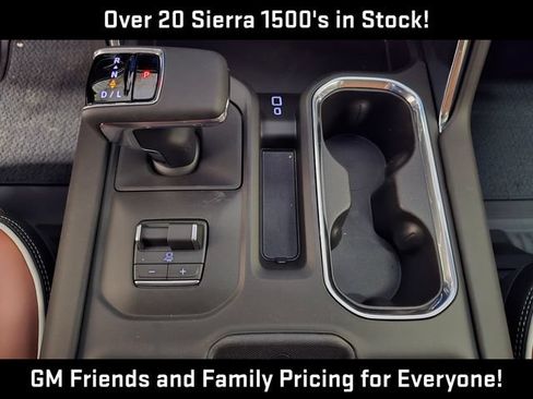 New 2026 GMC Sierra 1500 Denali Ultimate w/ LPO, Black Badging Package AWD/4WD image 26