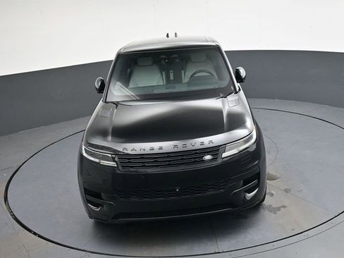 Used 2024 Land Rover Range Rover Sport SE image 25