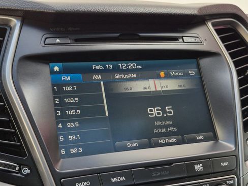 Used 2017 Hyundai Santa Fe FWD image 35