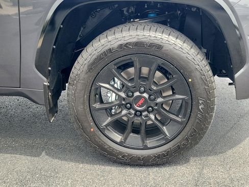 New 2026 Toyota Tundra Platinum AWD/4WD image 6