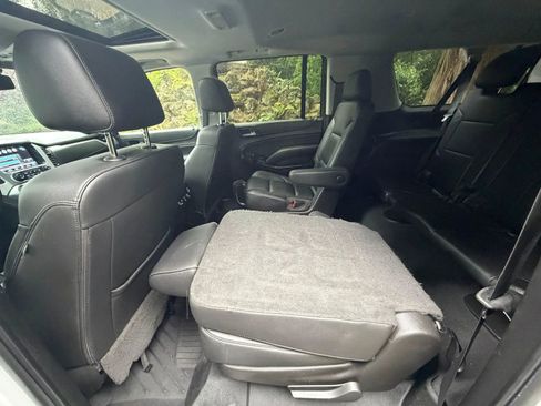 Used 2019 GMC Yukon XL SLT AWD/4WD image 13