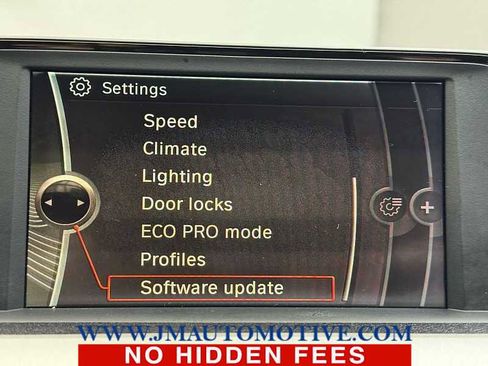 Used 2014 BMW 320i xDrive Sedan image 29