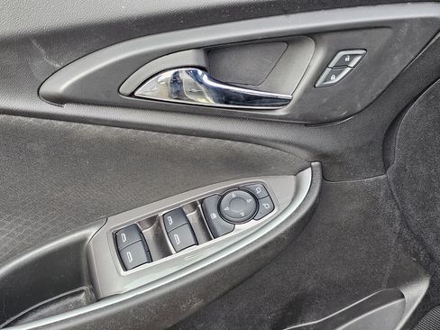 Used 2024 Chevrolet Malibu LT image 14