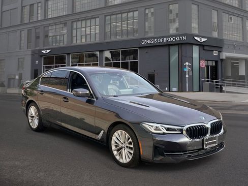 Used 2023 BMW 530i xDrive w/ Convenience Package AWD/4WD image 6