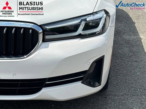 Used 2023 BMW 530i xDrive w/ Premium Package AWD/4WD image 21