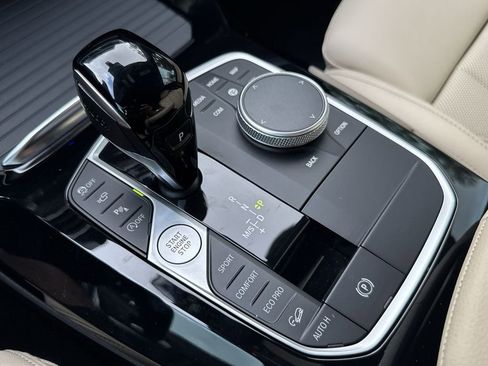 Used 2024 BMW X3 xDrive30i w/ Premium Package image 24