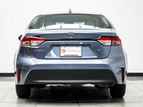 Used 2024 Toyota Corolla LE FWD image 11