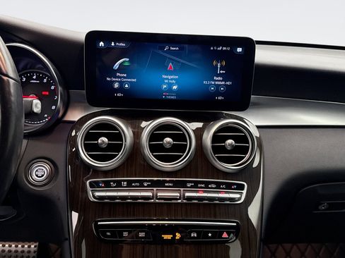 Used 2022 Mercedes-Benz GLC 300 GLC 300 4WD image 14