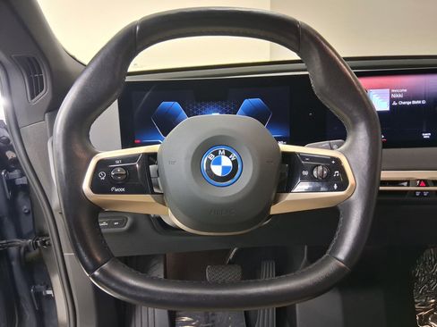 Certified 2023 BMW iX xDrive50 w/ Sport Package AWD/4WD image 9
