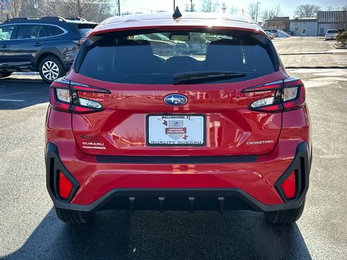 Certified 2025 Subaru Crosstrek 2.0i image 3