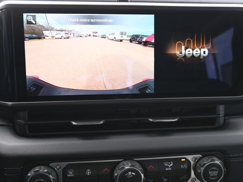 New 2026 Jeep Gladiator Mojave AWD/4WD image 11