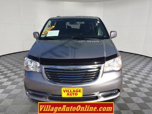 Used 2014 Chrysler Town & Country Touring w/ Trailer Tow Group image 6
