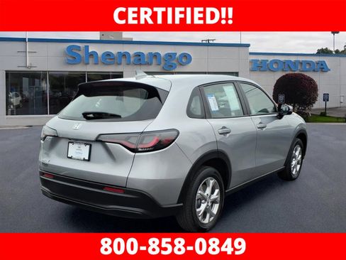Certified 2024 Honda HR-V LX image 3