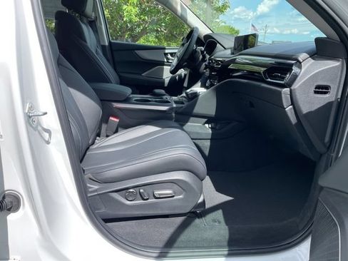 Used 2024 Acura MDX SH-AWD image 13