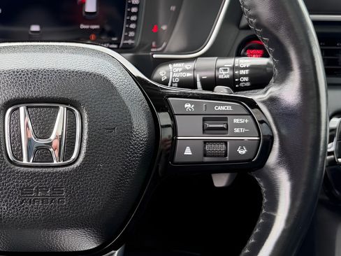 Used 2024 Honda Pilot Elite image 43