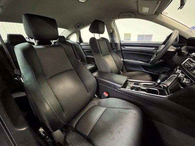 Used 2018 Honda Accord LX image 9