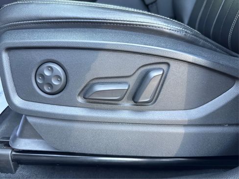 Used 2021 Audi Q5 2.0T Premium image 23