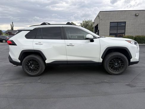 Used 2021 Toyota RAV4 Limited AWD/4WD image 4