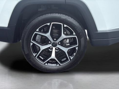 Used 2025 Jeep Compass Limited AWD/4WD image 23