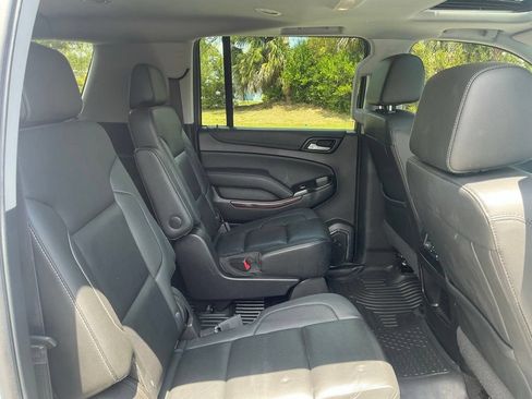 Used 2020 GMC Yukon XL SLT AWD/4WD image 22