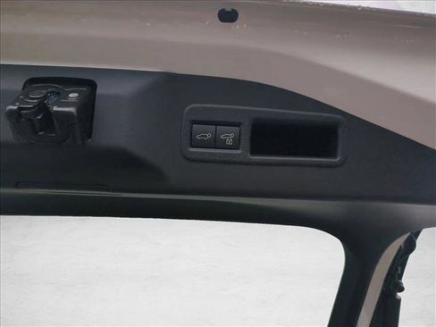 New 2026 Subaru Solterra Premium image 7