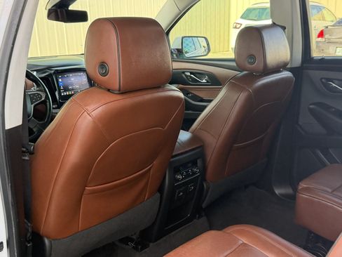 Used 2020 Chevrolet Traverse High Country AWD/4WD image 22