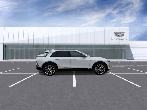 Certified 2024 Cadillac Lyriq Luxury w/ LPO, Floor Liner Package AWD/4WD image 2