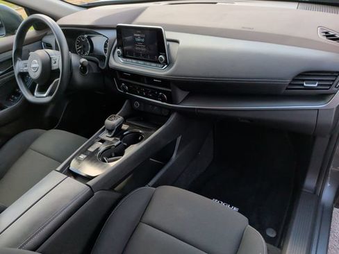 Used 2023 Nissan Rogue S FWD image 18