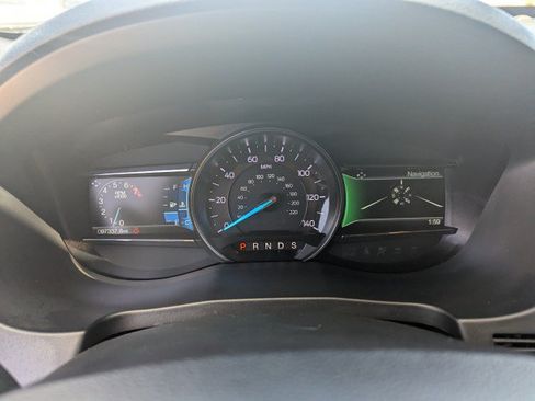 Used 2018 Ford Explorer XLT w/ Equipment Group 202A AWD/4WD image 16