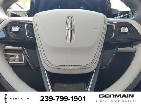 New 2026 Lincoln Aviator AWD image 23