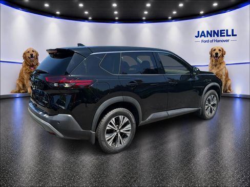 Used 2021 Nissan Rogue SV AWD/4WD image 6