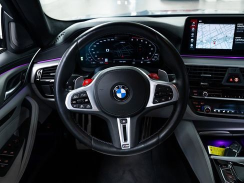 Used 2021 BMW M5 w/ Executive Package image 12