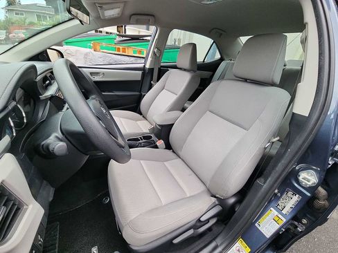 Used 2014 Toyota Corolla LE image 12