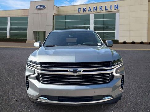 Used 2023 Chevrolet Tahoe LT w/ Luxury Package AWD/4WD image 2