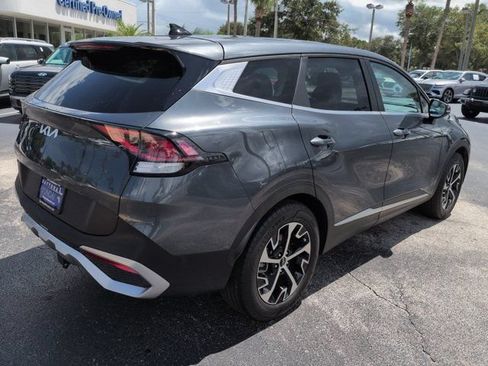 Used 2023 Kia Sportage EX FWD image 4