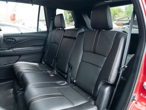 Used 2023 Honda Passport TrailSport image 15