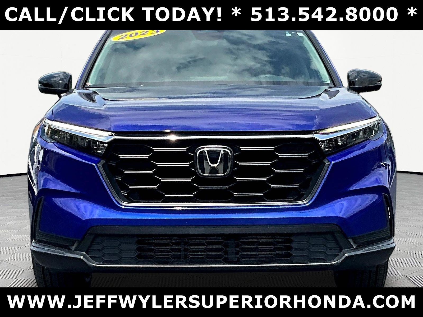 Used 2023 Honda CR-V LX image 2