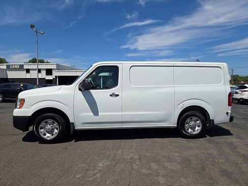 Used 2018 Nissan NV 1500 SV RWD image 8