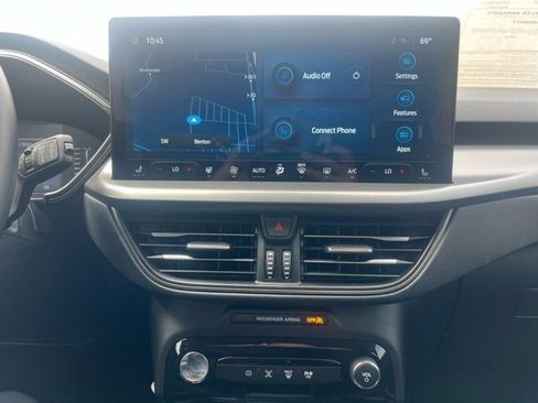 Certified 2024 Ford Escape SE image 8