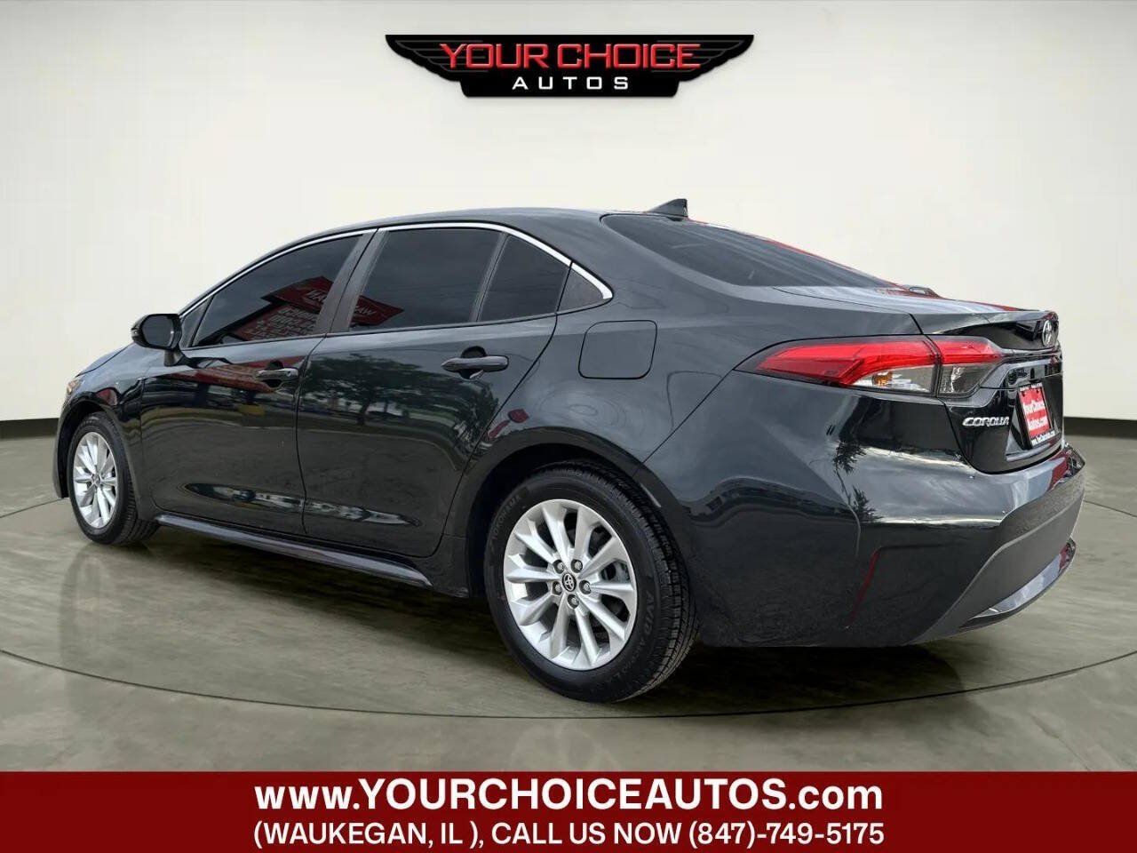 Used 2021 Toyota Corolla XLE FWD image 5