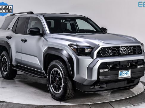 Used 2025 Toyota 4Runner TRD Off-Road image 1