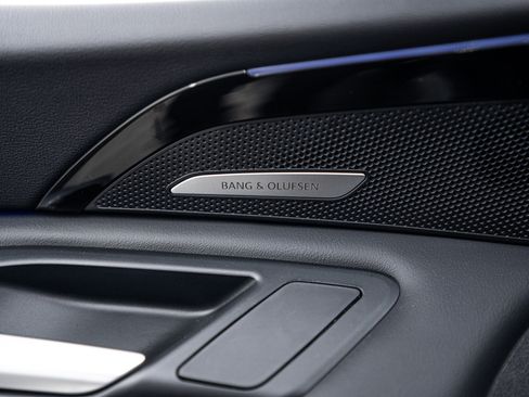 New 2025 Audi Q5 Prestige image 13