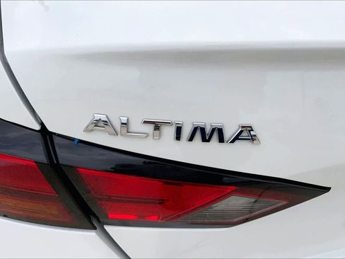 Used 2020 Nissan Altima 2.5 S FWD image 29
