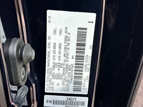 New 2026 Toyota Sequoia Platinum image 24