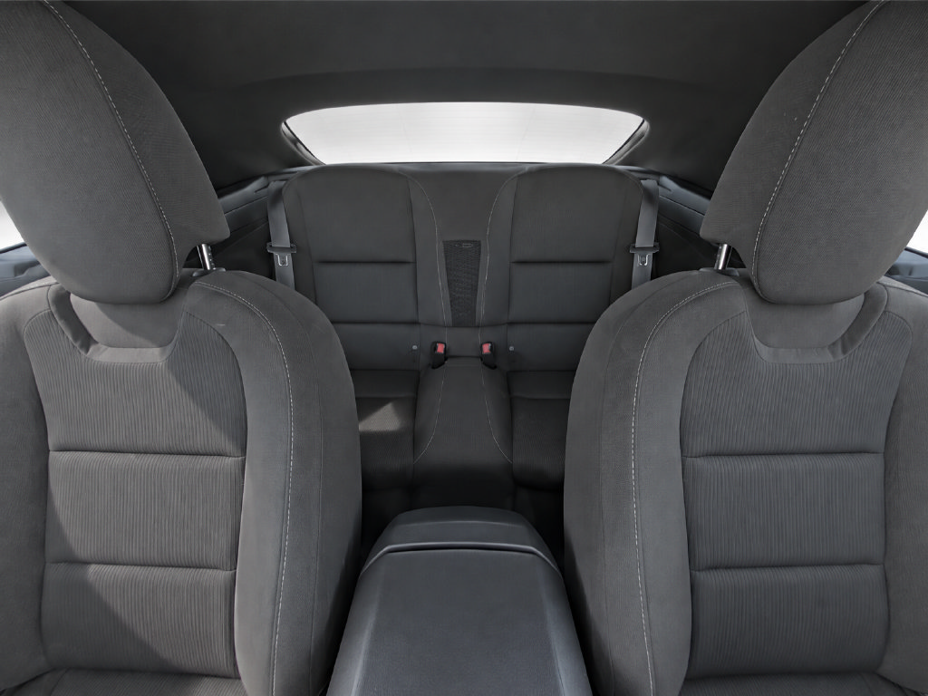 Used 2015 Chevrolet Camaro LT RWD image 18