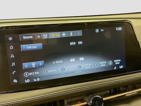 Used 2024 Nissan Ariya AWD image 21