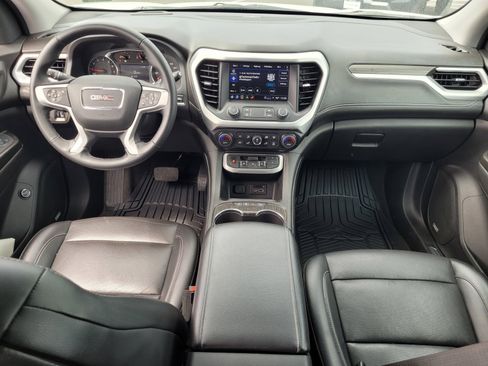 Used 2023 GMC Acadia SLT FWD image 17