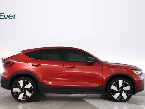 Used 2023 Volvo C40 P8 Recharge Ultimate AWD/4WD image 13